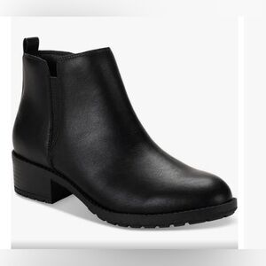 New women’s Sz 9M black leather round toe low heel business casual Chelsea boots